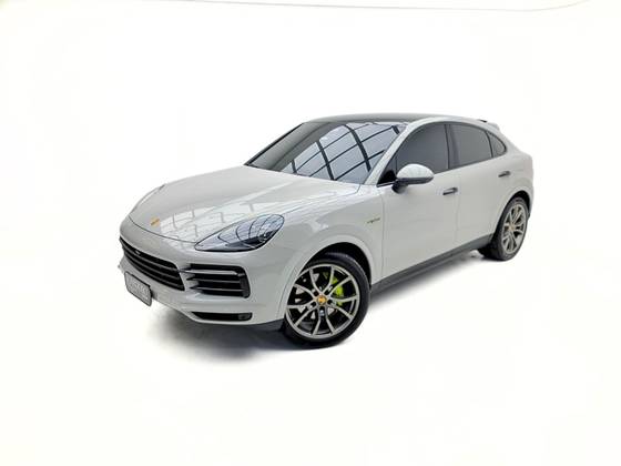 PORSCHE CAYENNE 3.0 V6 E-HYBRID COUPÉ PLATINUM EDITION AWD TIPTRONIC S